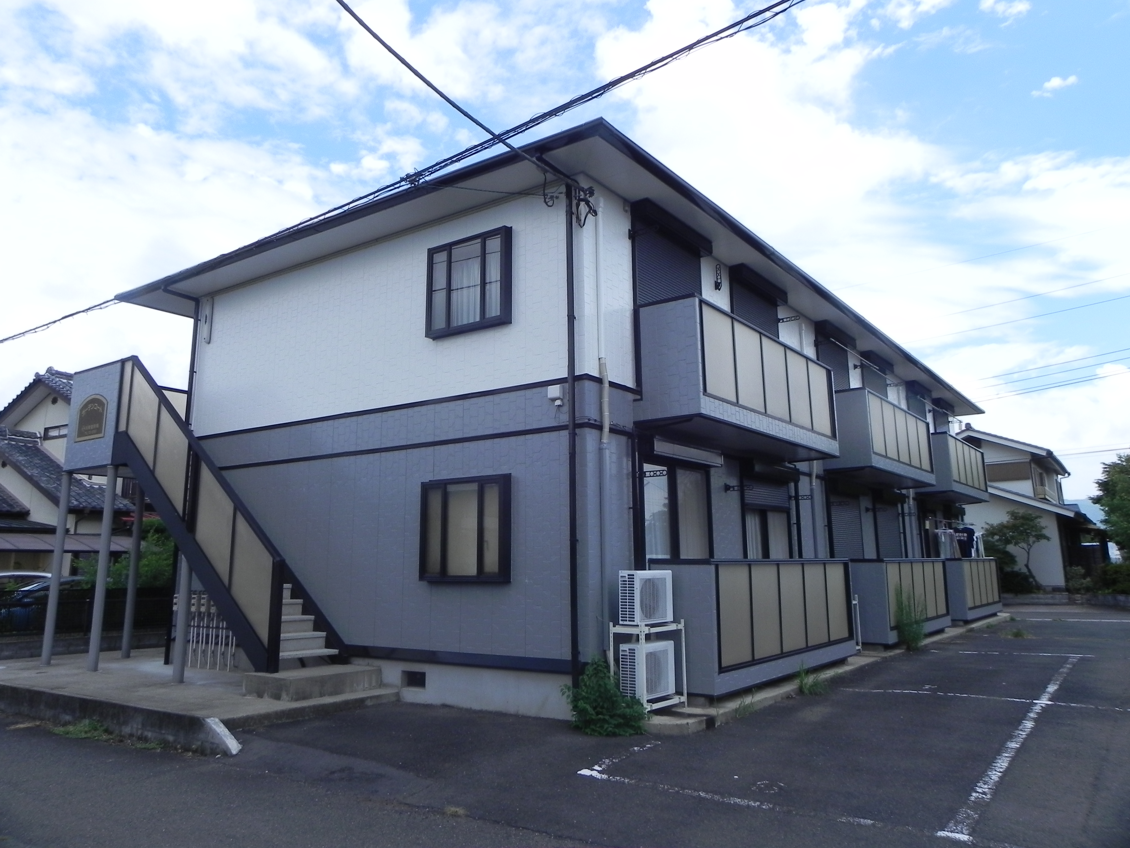 ガーデンコート103